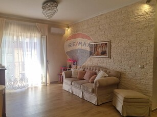 Appartamento in Vendita a Catania, zona Picanello, 190'000€, 120 m²