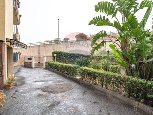 Appartamento in Vendita a Catania, zona San Giorgio, 128'500€, 105 m²