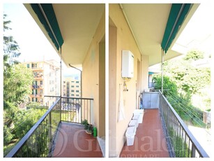 Appartamento in Vendita a Genova, 119'000€, 110 m²