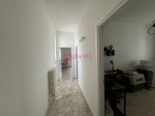 Appartamento in Vendita a Lecce, 225'000€, 126 m²