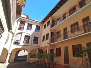 Appartamento in vendita a Maggiora