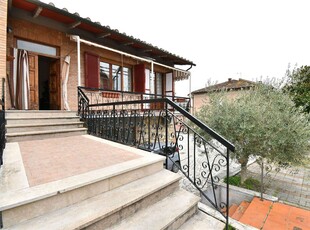 Appartamento in vendita a Monteroni D'arbia Siena Ponte a Tressa