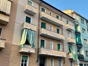 Appartamento in Vendita a Torino, 550'000€, 700 m²