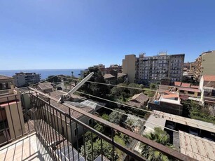 Appartamento in Vendita ad Catania - 115000 Euro