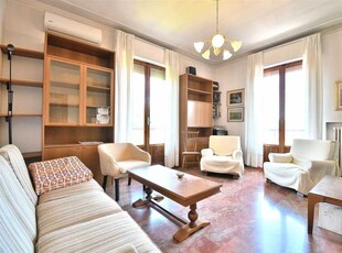 Appartamento in Vendita ad Colle di Val D`elsa - 170000 Euro