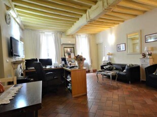 Appartamento in Vendita ad Lucca - 500000 Euro