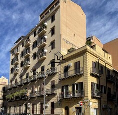 Appartamento in Vendita ad Palermo - 245000 Euro