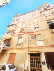 Appartamento in Vendita ad Palermo - 83000 Euro