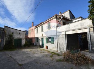 Appartamento in Vendita ad Quiliano - 115000 Euro