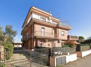 Appartamento in Vendita ad Roma - 75000 Euro