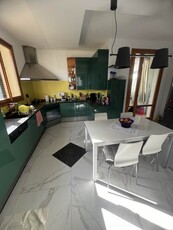 Appartamento indipendente in vendita a Sesto Fiorentino Firenze Piazza San Francesco