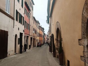 Appartamento Storico in Vendita a San Quirico d'Orcia