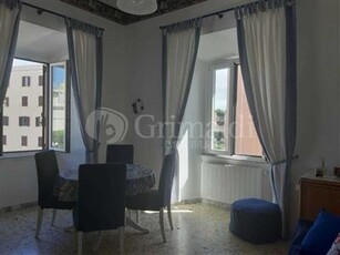 Appartamento - Trilocale a Centro, Anzio