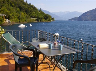 Appartamento vacanze per 4 persone con vista lago