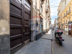 Bilocale in Vendita a Catania, zona Zona centro, 115'000€, 56 m²