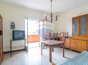 Bilocale in Vendita a Catania, zona Zona centro, 55'000€, 70 m²