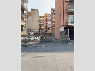 Box in Vendita a Catania, zona Cibali, 12'500€, 13 m²