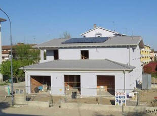 Casa Bifamiliare in Vendita ad Rottofreno - 390000 Euro