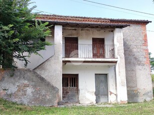 Casa indipendente in vendita