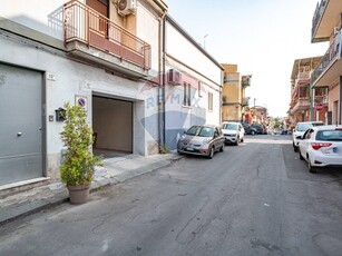 Casa Indipendente in Vendita a Catania, zona Picanello, 179'000€, 170 m²