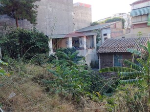 Casa Indipendente in Vendita a Catania, zona Viale Rapisardi, 153'000€, 100 m²