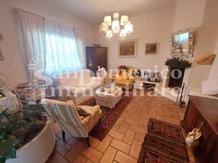 Casa Indipendente in Vendita a Pisa, zona Ospedaletto, 545'000€, 280 m², con Box