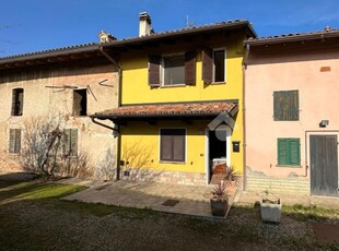 Casa indipendente in vendita a Tortona