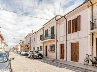 Casa Indipendente in Vendita ad Viareggio - 440000 Euro