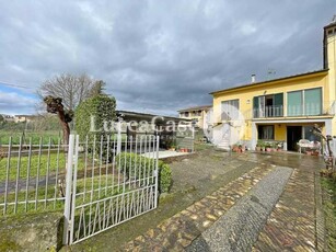 Casa Semi indipendente in Vendita ad Lucca - 260000 Euro