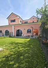 Casa Semi indipendente in Vendita ad Sarzana - 395000 Euro