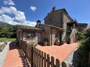 Casa singola in vendita a Cortona Arezzo Salcotto