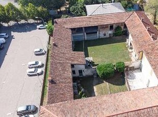 CASCINA/CASALE A CASTEL ROZZONE