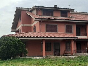 Ciampino vendesi villa unifamiliare