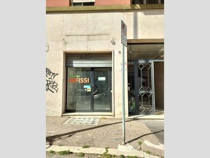 Immobile commerciale in Affitto a Roma, 950€, 35 m²