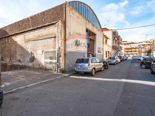 Laboratorio in Vendita a Catania, zona Zona centro, 65'000€, 278 m²