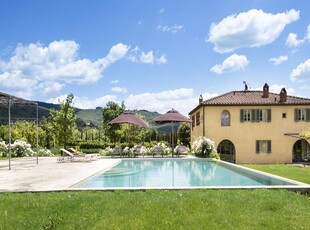 Lussuoso casale in affitto Arezzo, Toscana