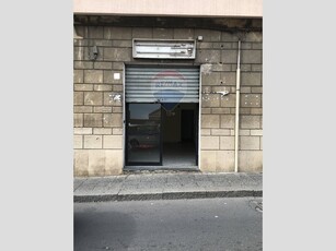 Negozio in Vendita a Catania, zona Barriera, 60'000€, 40 m²