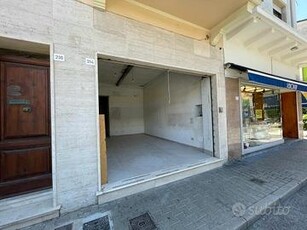 Negozio - viareggio piazza cavour (centro/mercato)