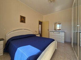 Quadrilocale in Affitto a Catanzaro, zona Fortuna, 500€, 126 m², arredato