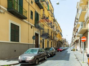 Quadrilocale in Vendita a Catania, zona Zona semicentro, 119'000€, 90 m²