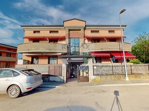 Quadrilocale in Vendita a Parma, zona Marano, 340'000€, 129 m²