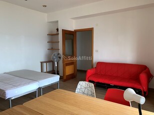 Stanza in Affitto a Catanzaro, zona Lido Corso, 350€, 100 m², arredato