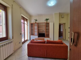 Trilocale in Affitto a Catanzaro, zona Catanzaro Lido, 1'200€, 96 m², arredato