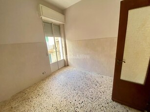 Trilocale in Affitto a Reggio Calabria, zona S. Caterina, 450€, 90 m²