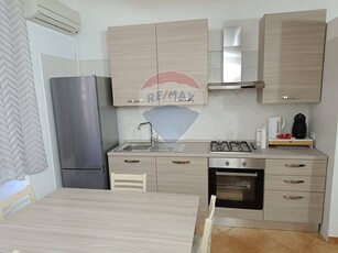 Trilocale in Vendita a Catania, zona Centro Storico, 90'000€, 45 m²