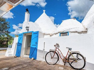 Trulli Degli Ulivi With Pool, Martina Franca, Italy