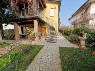 Villa Bifamiliare in Vendita ad Padova - 590000 Euro