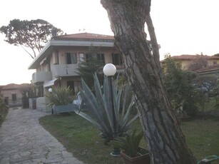 Villa in affitto a Forte Dei Marmi