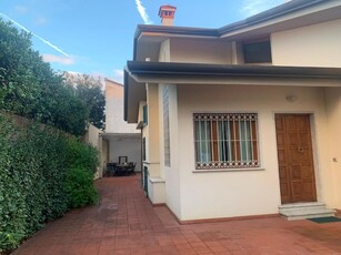 Villa in affitto a Forte Dei Marmi