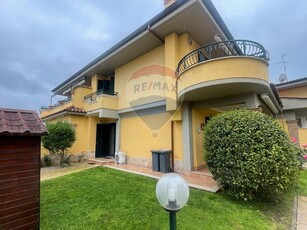 Villa in vendita a Anzio